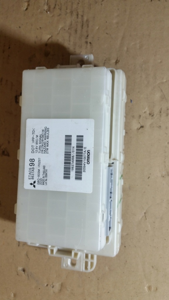 фото №4, Модуль запобіжників 8637a998 space star ii 2 15r