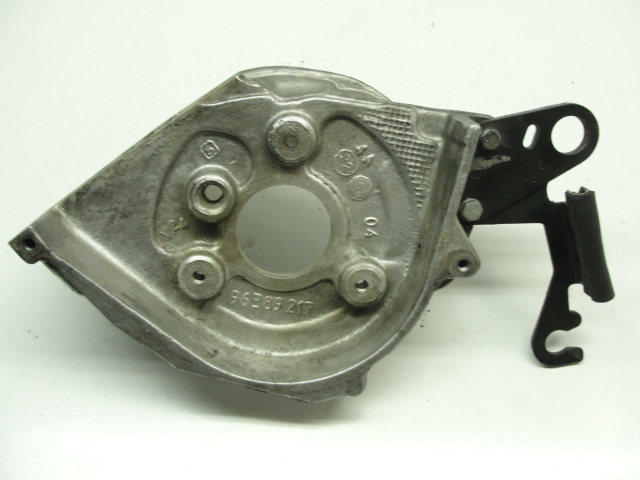 фото №6, Кронштейн насоса впрыска c8 807 phedra 2.2 jtd