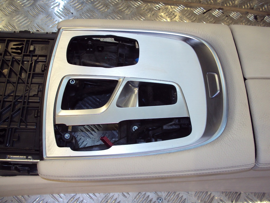 фото №10, Bmw g11 g12 панель приладів приладова консоль тунель шкіра