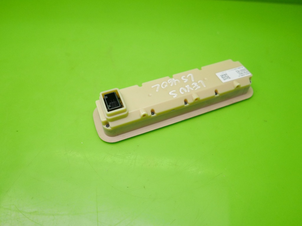 фото №15, Переключатель панель массажа задняя lexus ls460l 12-17