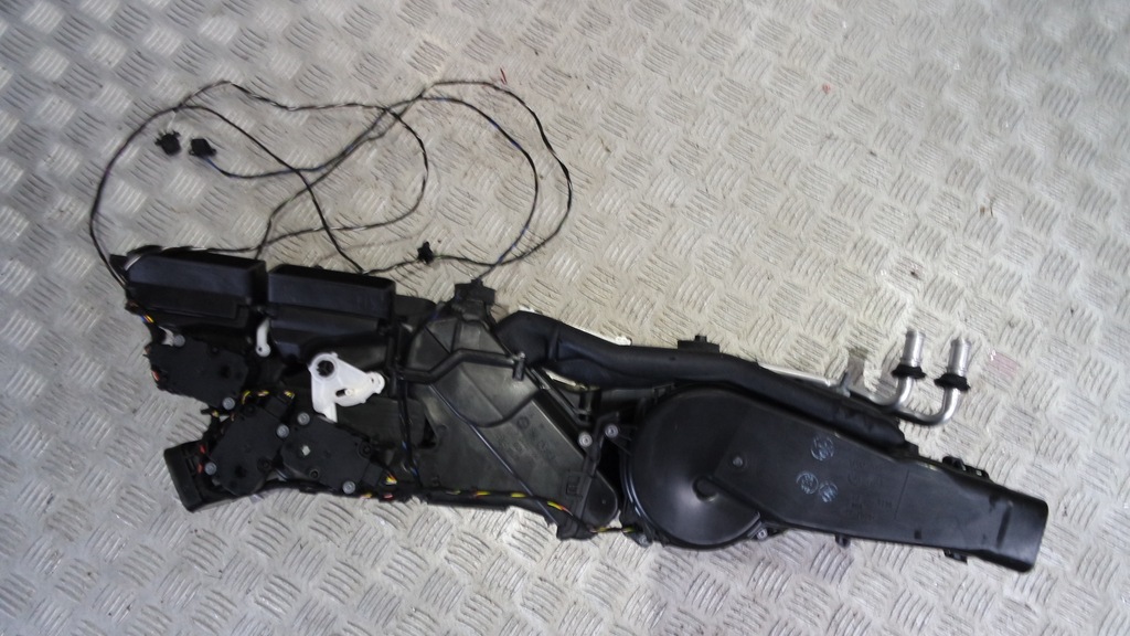 фото №4, Отопитель задняя audi a8 d4 lift 4h0820004c