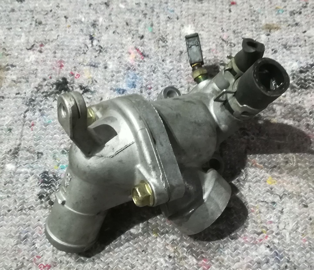 фото №1, Корпус термостата galant viii 2,0gls