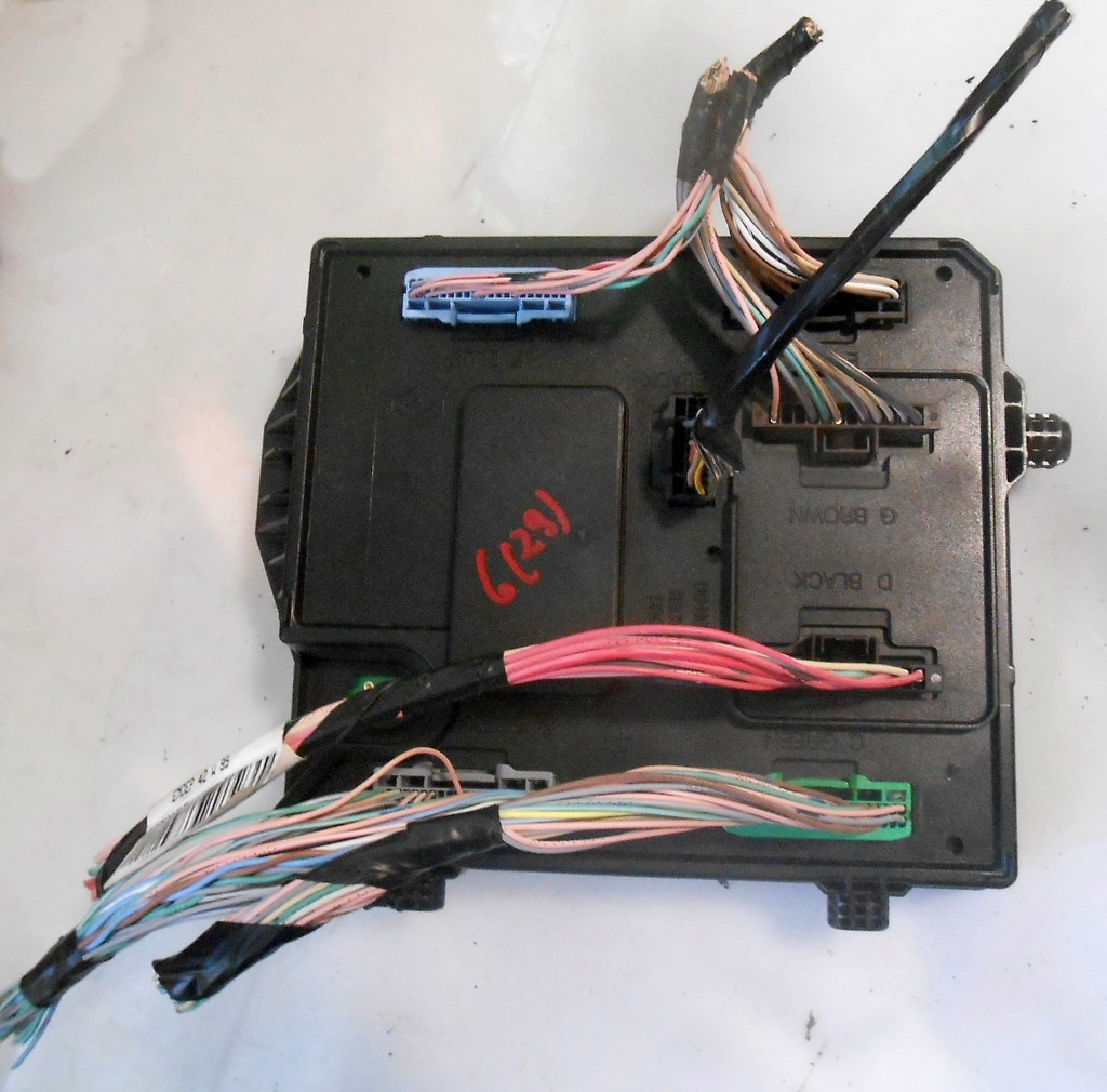 фото №1, Renault scenic iii модуль коробка bcm 284b17715r