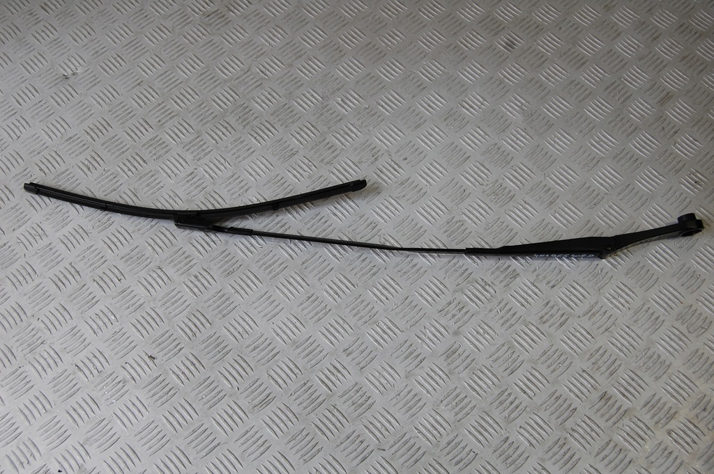 фото №1, Рычаг дворники дворник правая audi a8 d5 4n