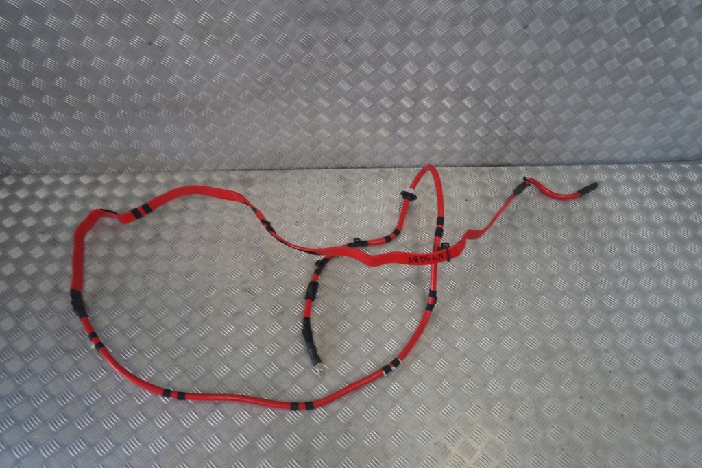 фото №1, Audi a8 d5 4n1 кабель шланг плюсовой