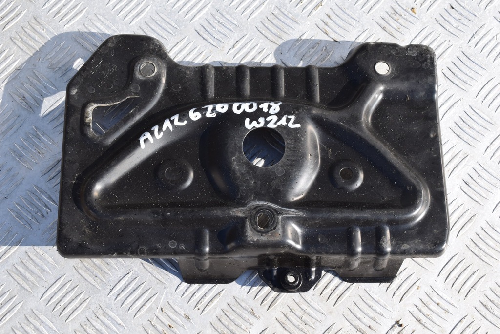 фото №1, Основание аккумулятор e-klasa w212 a2126200018