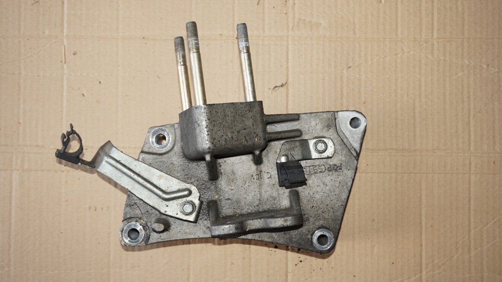 фото №8, Кронштейн opel 1.3 73501350 55182191 55189875