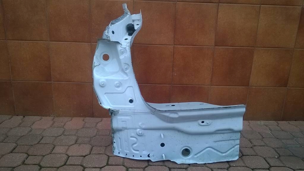 фото №1, Bmw x4 f26 pas задній кутик панель фари лівий