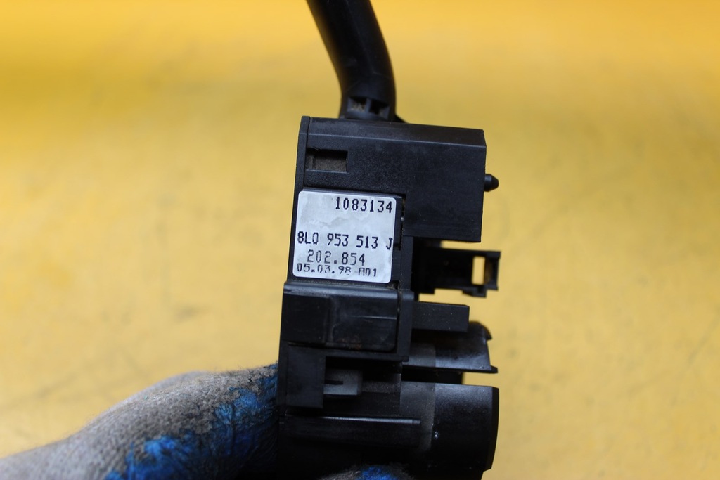 фото №6, Переключатель рычаг поворота passat b5 8l0953513j