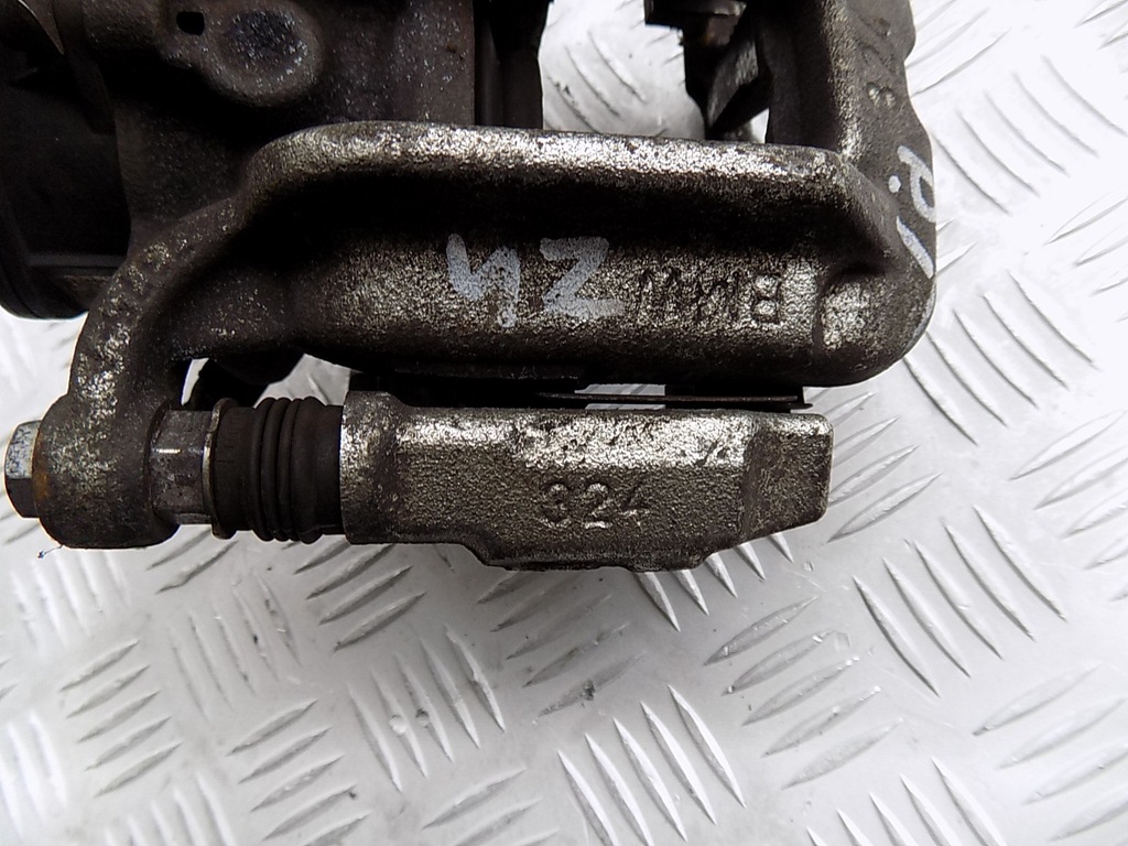 фото №6, Суппорт тормоза левый задняя - bmw z4 e85 e86