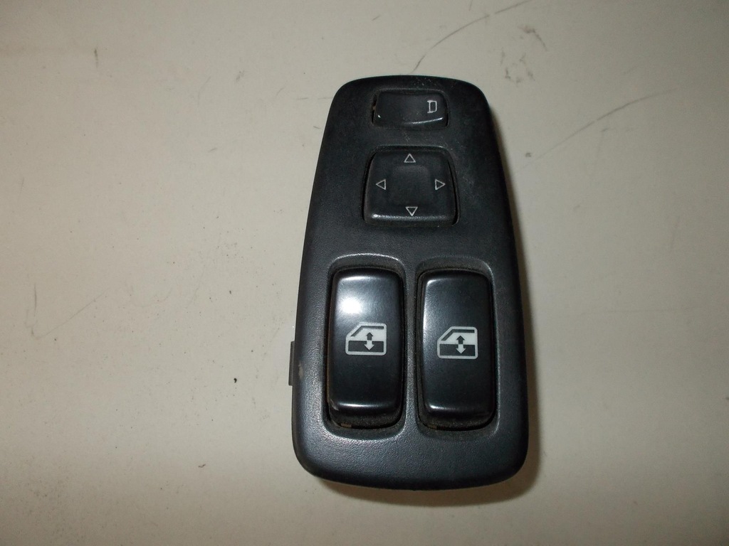 фото №1, Панель переключатель управление окон левый scania r