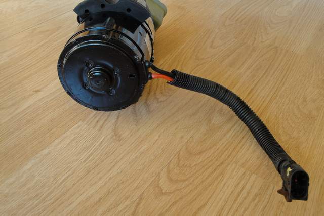 фото №7, Насос усилителя almera n16 восстановленная łódź