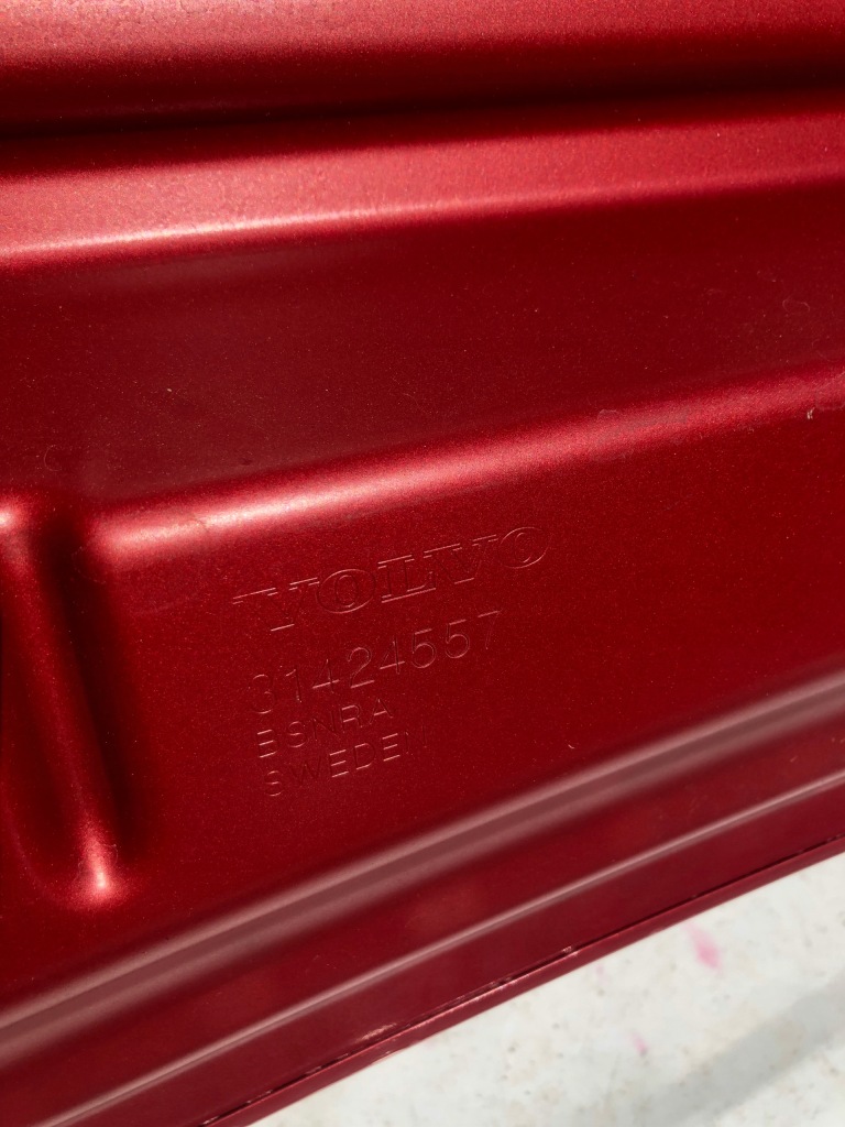 Капот volvo xc60 2017 17 кришка балка решітка радіатора Зі Шроту