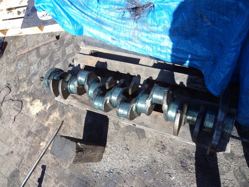 Купить Wał коленчатый scania 4 380 1399252