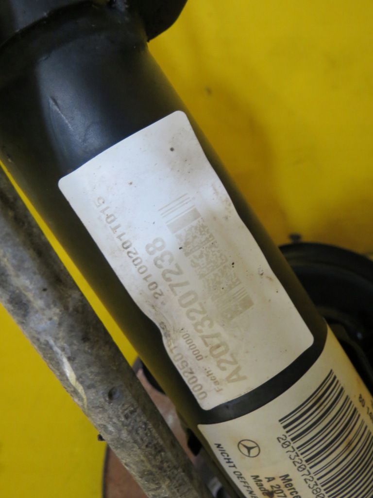 Купити Mercedes w207 амортизатор поворотний кулак перед права