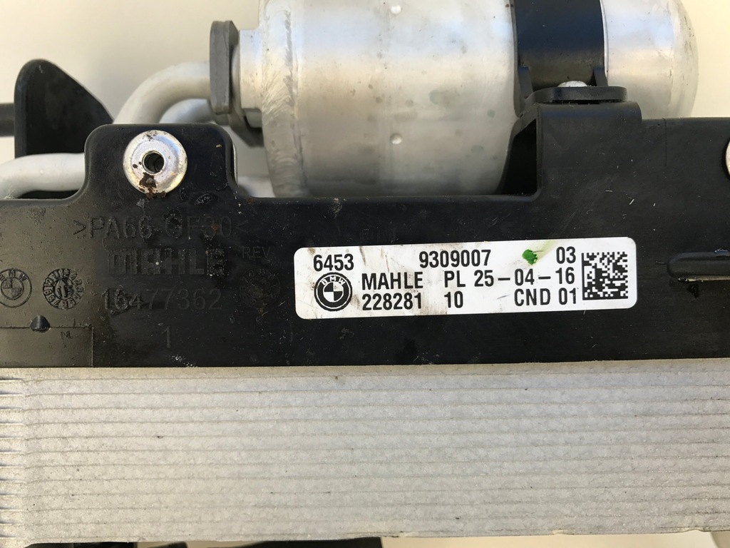 фото №4, Конденсатор кондиционера bmw 7 g11 g12 g30 9309007