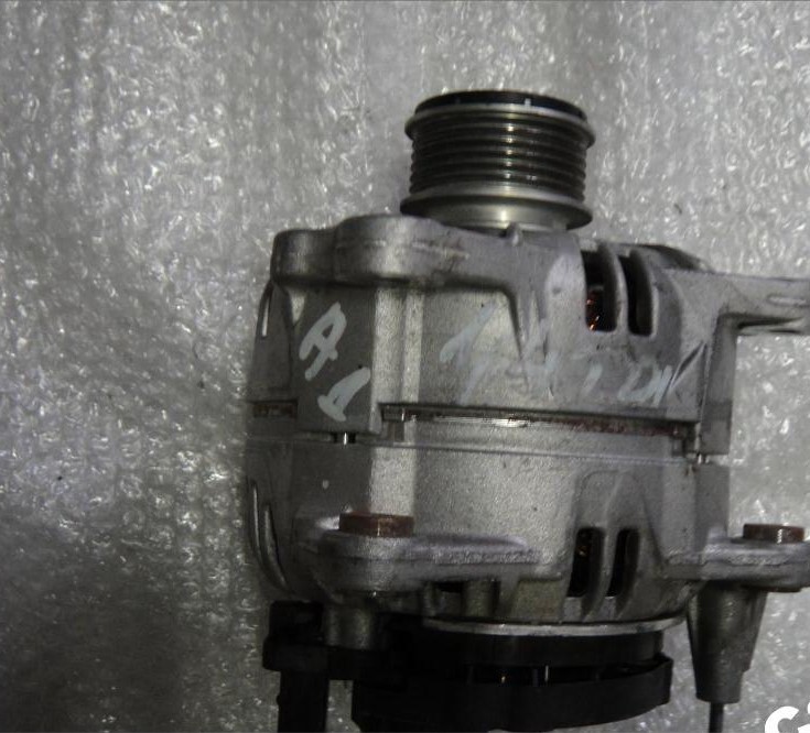 фото №1, Audi a1 генератор охлаждаемый woda 03l903023