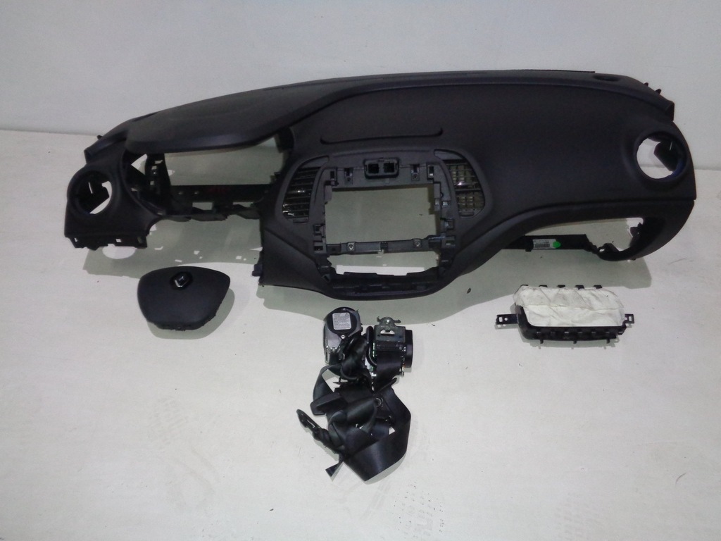 фото №1, Renault captur приборная панель консоль подушка безопасности ремни комплект