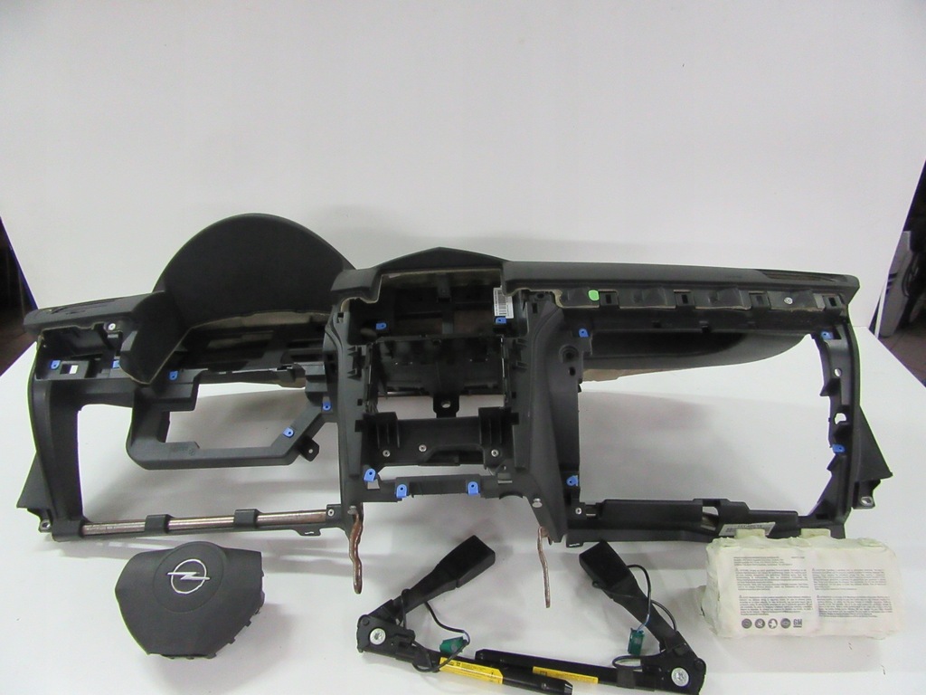 фото №1, Приборная панель подушка безопасности подушки безопасности opel astra h iii