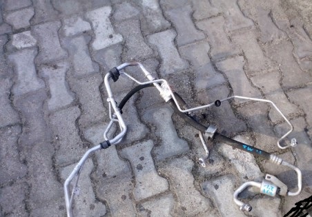 фото №1, Трубки кондиционера renault twingo ii 07- 1.2 16v