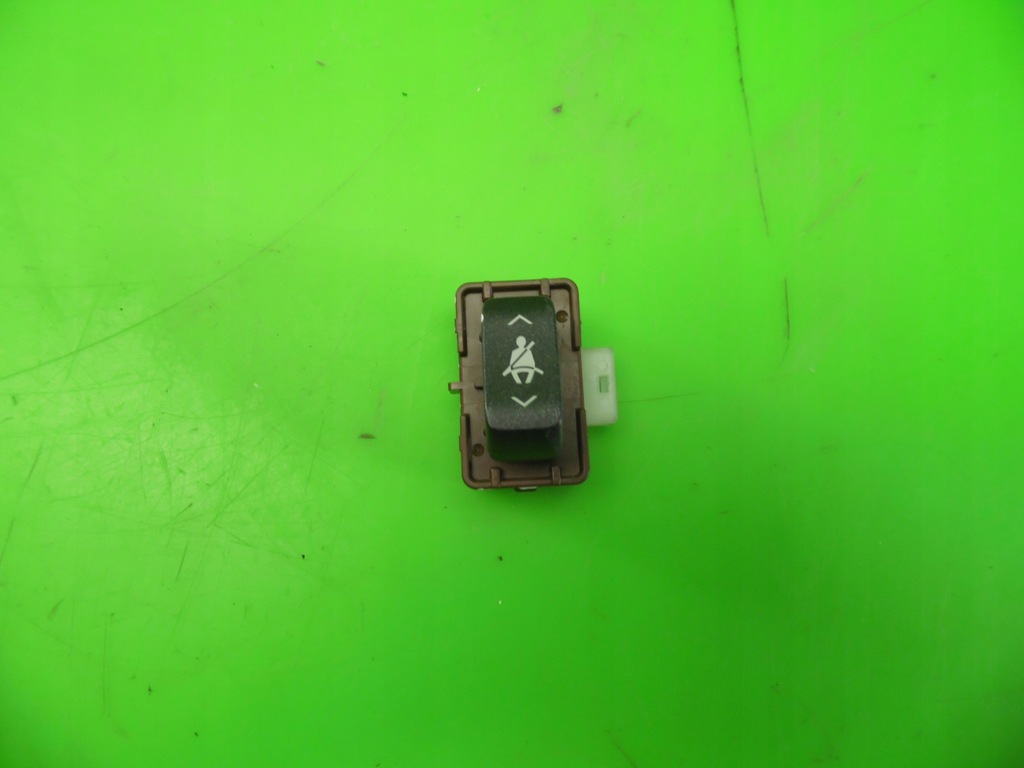 фото №1, Перемикач поперечина перед лівий lexus ls ls460l 12-17