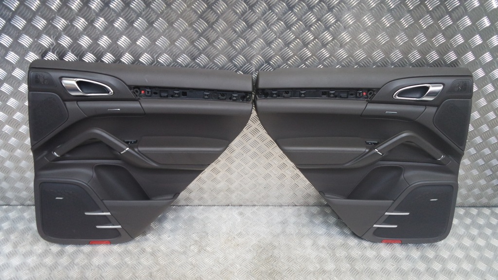 фото №10, Porsche cayenne 7p5 сиденья обшивки заднее сиденье кожа m65