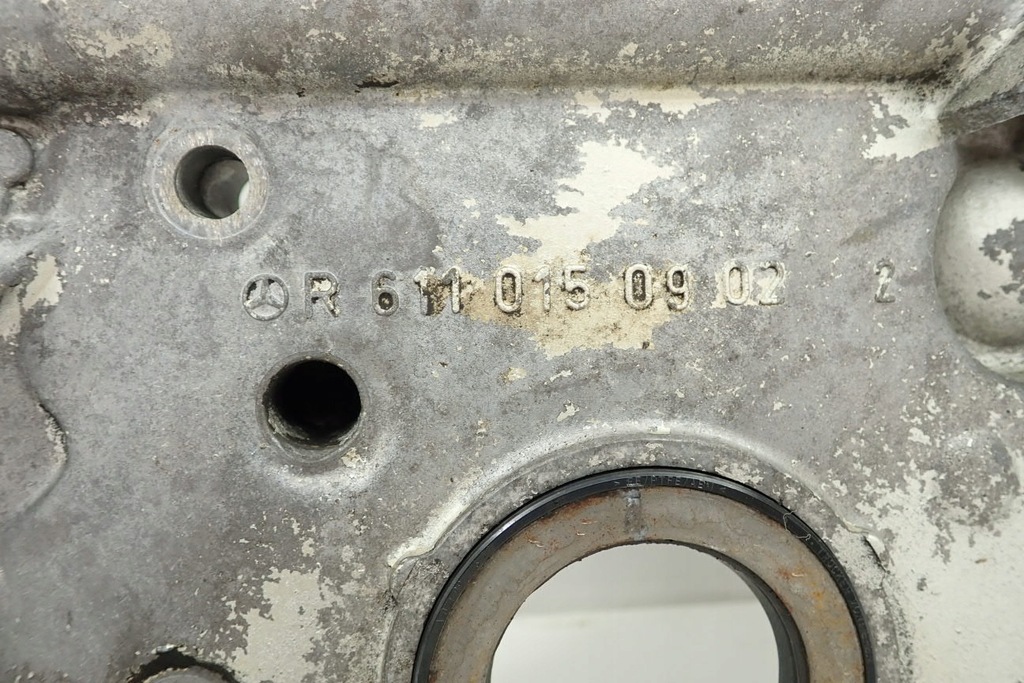 фото №5, Корпус распределительного вала vito w638 cdi 2.2 r6110150902