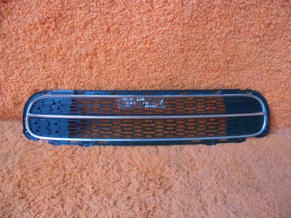 фото №1, Mini cooper r56 решітка бампера перед середня