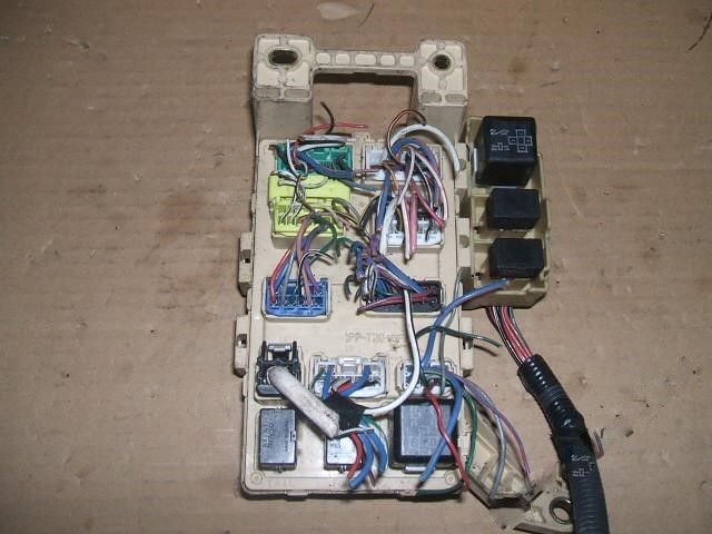 фото №1, Lexus rx300 98-03 bsi коробка запобіжників