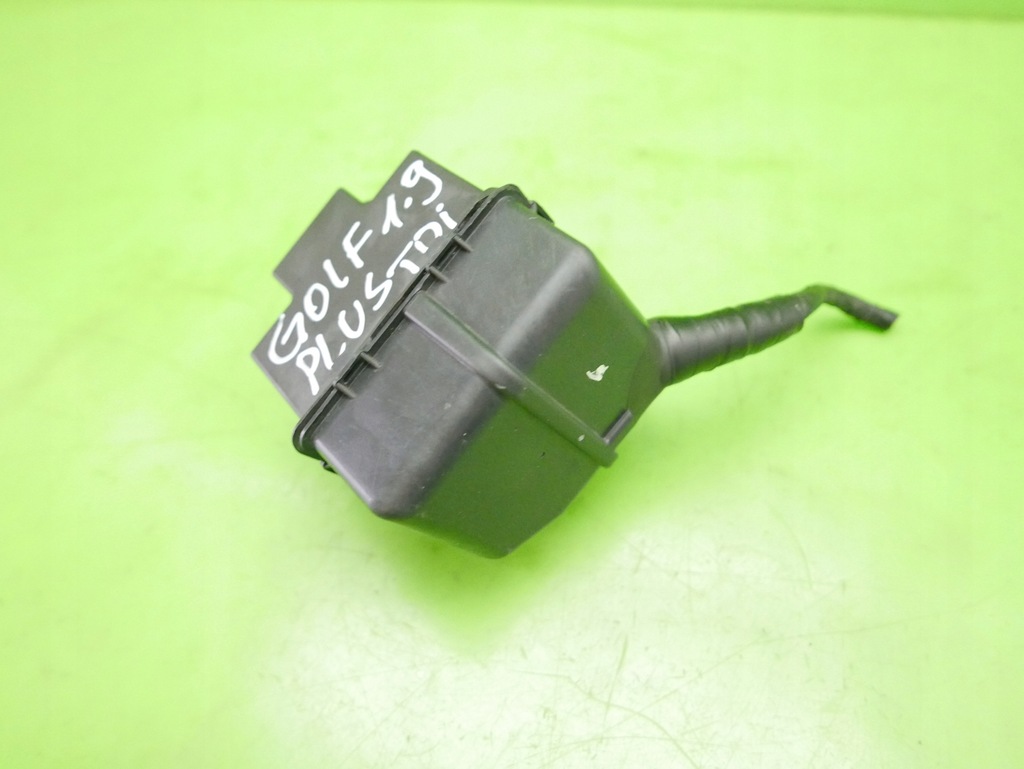 фото №6, Коробка запобіжників vw golf plus + 1.9 tdi 04-