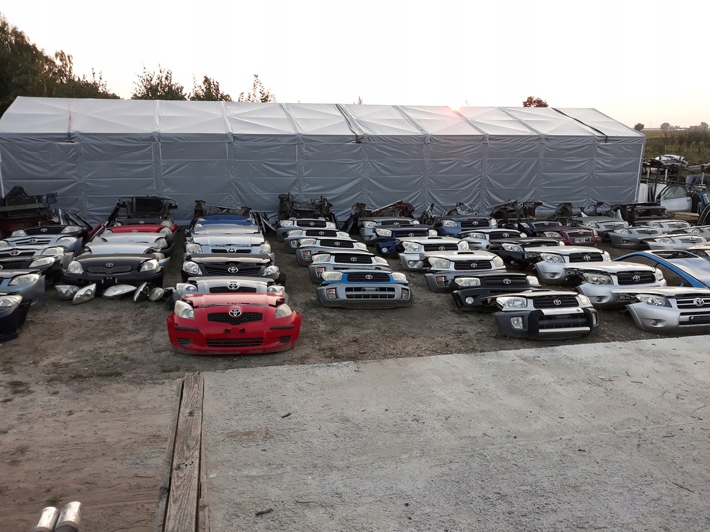 фото №13, Toyota iq скло кузовна задня права