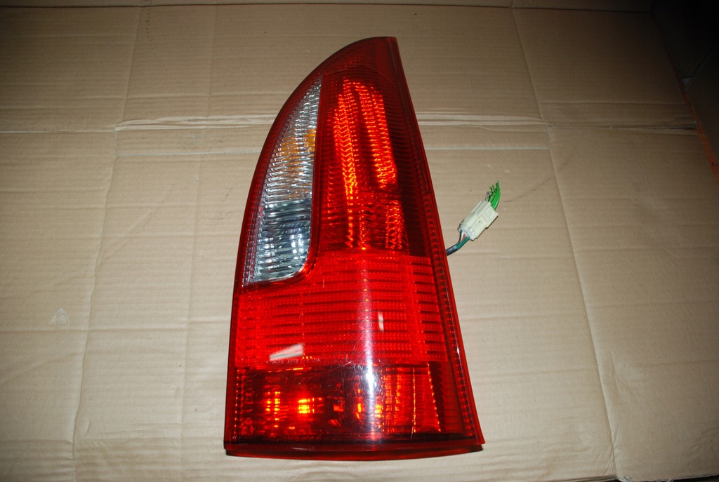 фото №1, Mazda premacy 99-02 лампа задняя правая