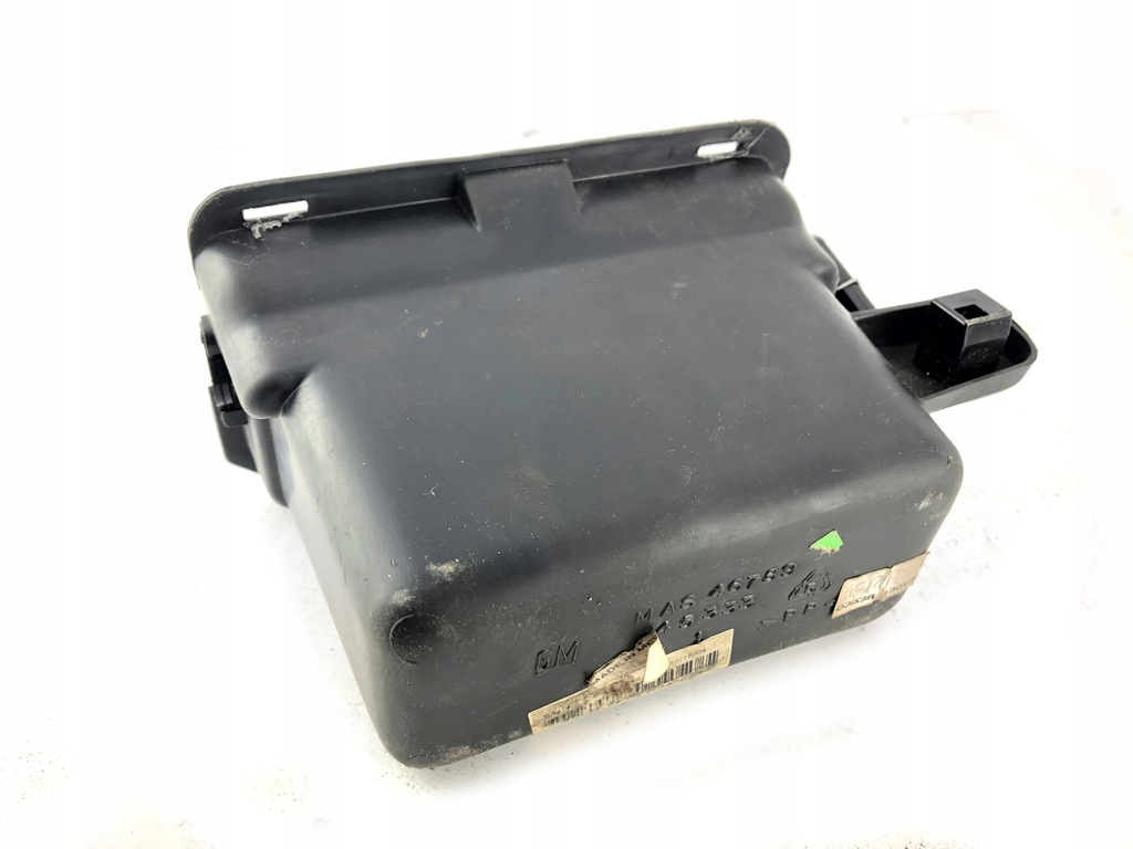 фото №2, Cadillac escalade 02-06r бардачок