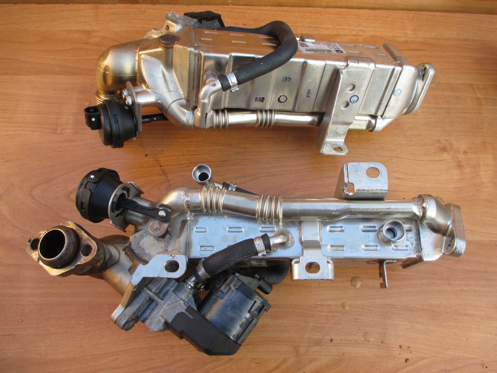 фото №5, Bmw x3 f10 2.0 3.0 d 525 радіатор вихлопних газів з актуатор турбіни bez egr 7823210 lux