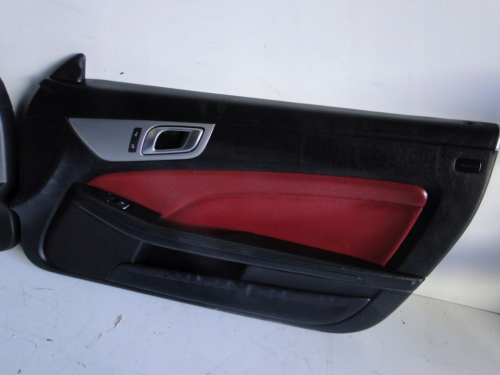 фото №7, Mercedes slk r172 172 обшивка дверь обивка