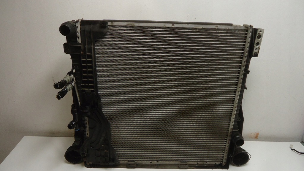 фото №4, Комплект радиатор механическая коробка передач 3.0d 218km bmw e53 x5 lift