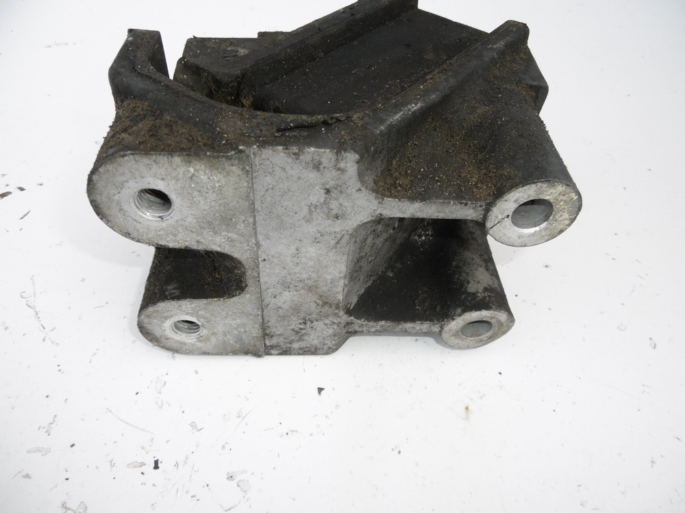 фото №4, Подушка кронштейн двигателя daf xf 95