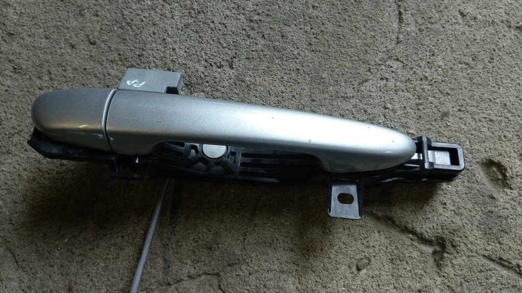 фото №1, Mazda 2 07-14 ручка правая передняя 22v europa