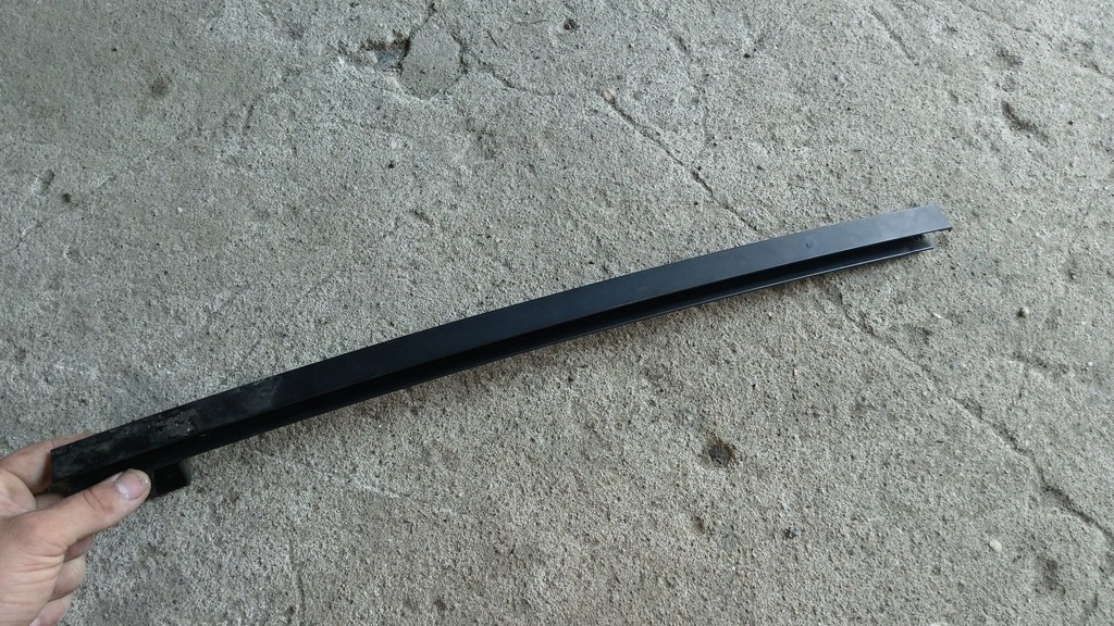 фото №1, Renault modus 04-08 напрямна скло права задня