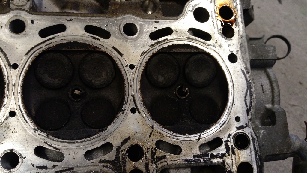 фото №8, Mazda 2 07-14 de 1.3 b головка комплектная