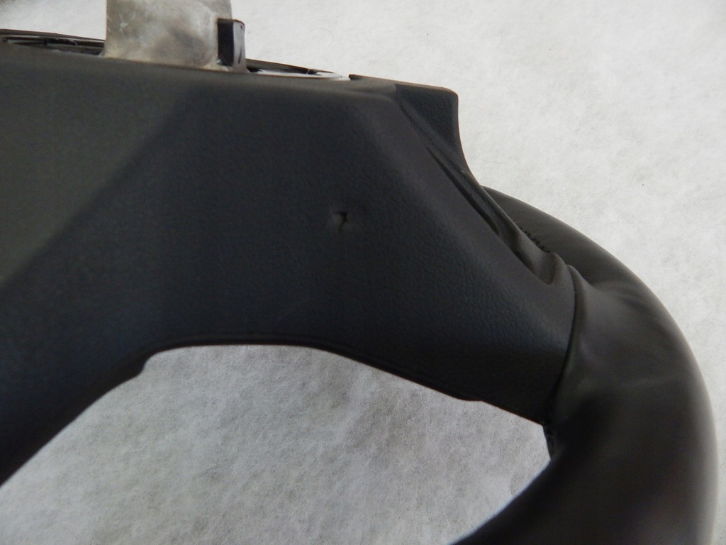 фото №14, Bmw g01 g11 g12 g30 - воздуховод m-pakiet pod лепестки переключения