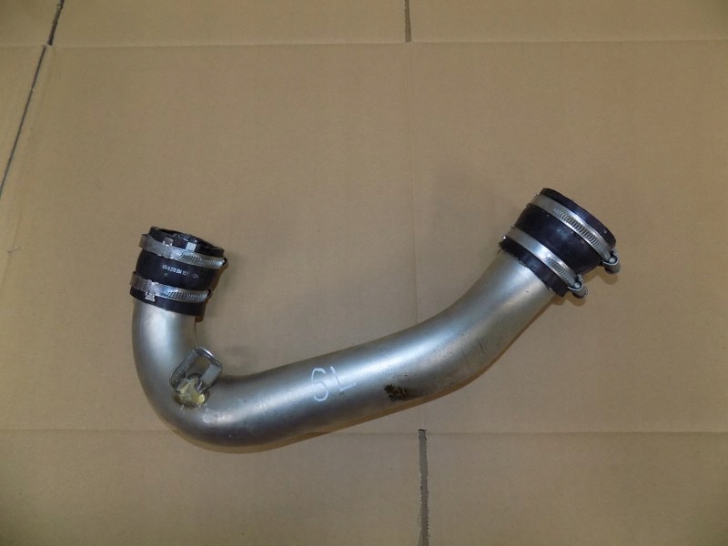 фото №1, 15r mercedes sl r231 6.3 amg шланг труба трубка