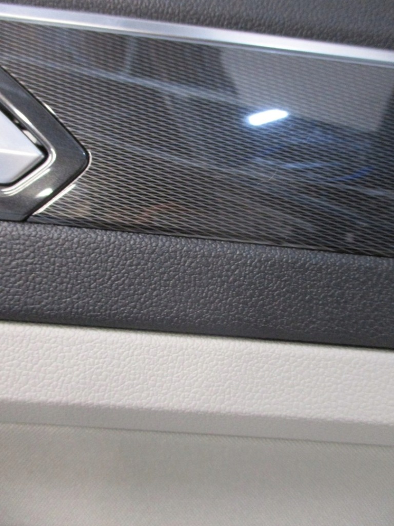 фото №5, Обивка обивка дверь vw tiguan 5na задняя 16r