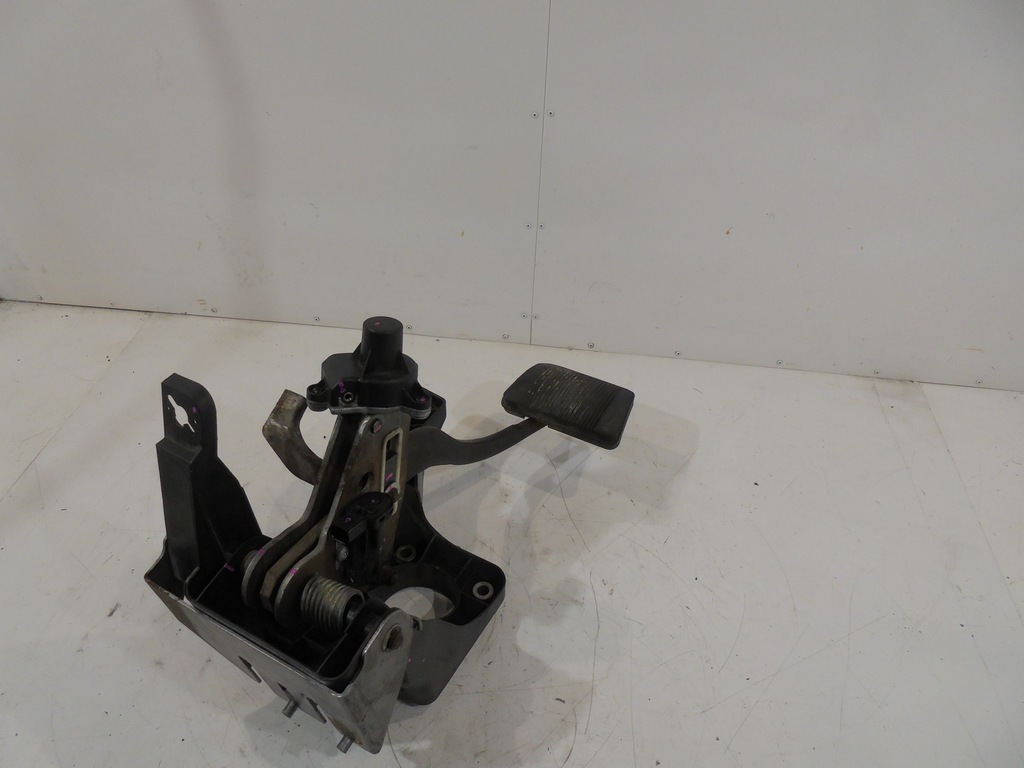 фото №1, Педаль гальма chrysler pacifica