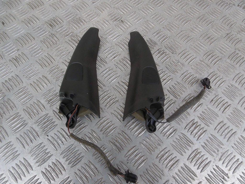 фото №1, Треугольники пищалки дверь vw golf v plus