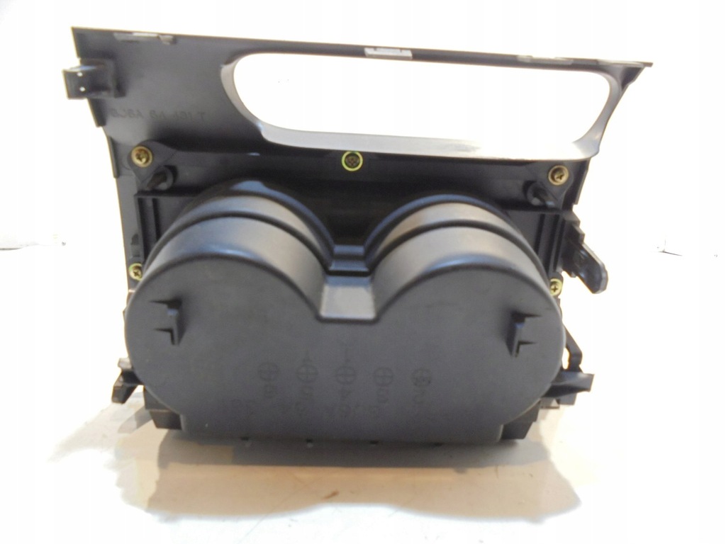 фото №6, Бардачок подставка na кружки mazda 6 02' gj6a64361