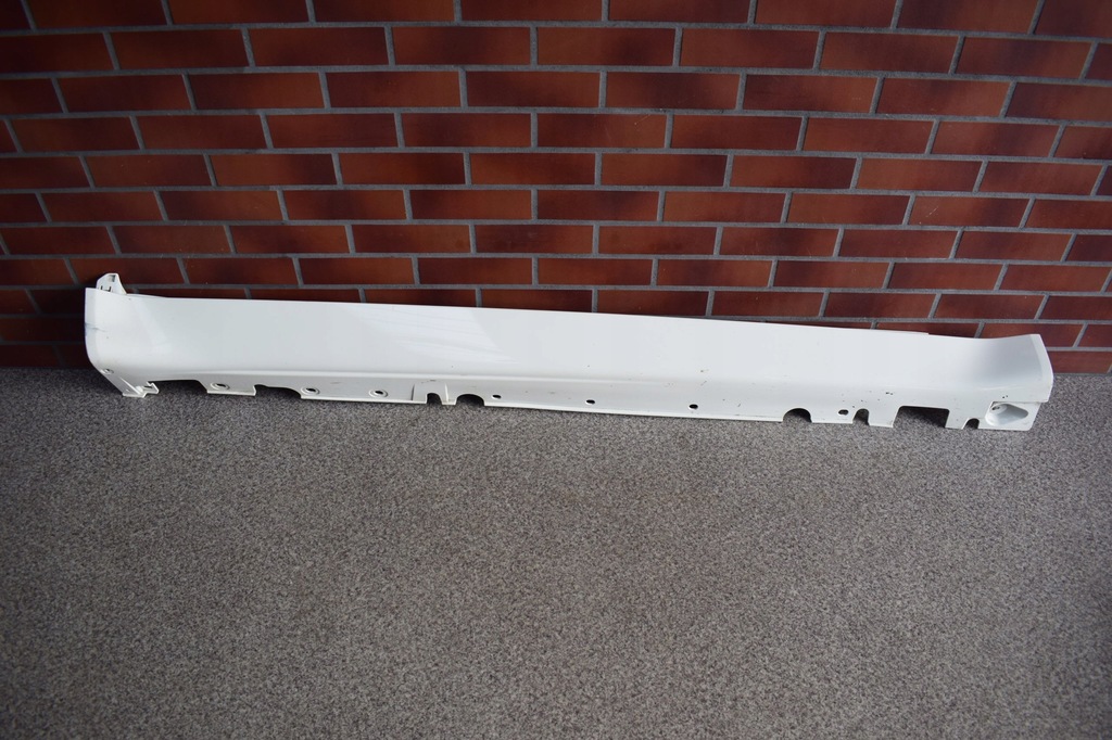 фото №1, Bmw x5 e70 lift молдинг порог порог правый